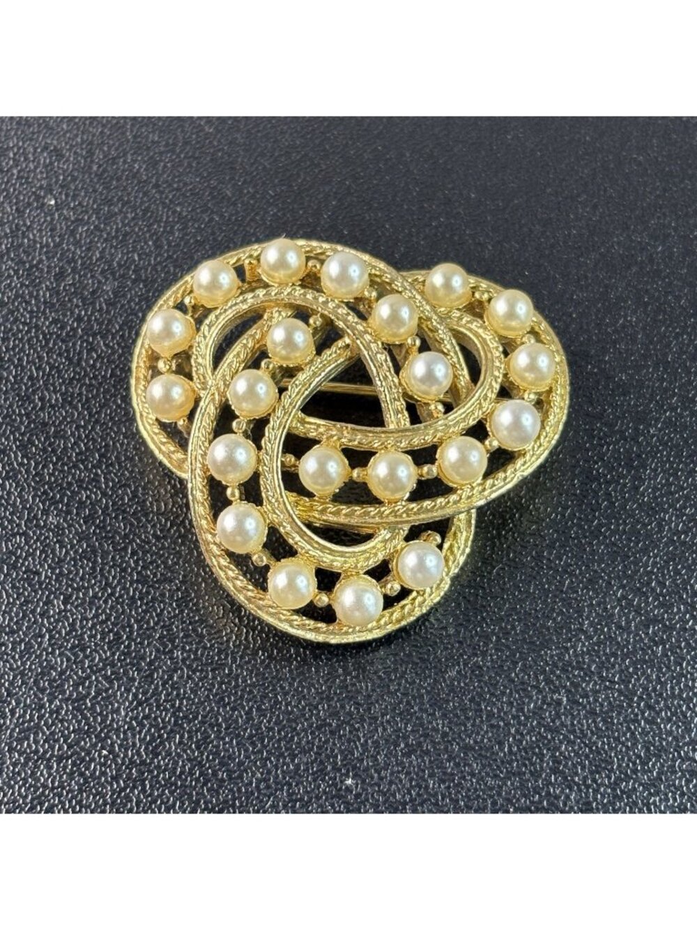 Vintage Celtic Trinity Knot Brooch Pin Faux Pearls Gold Tone 1.5"